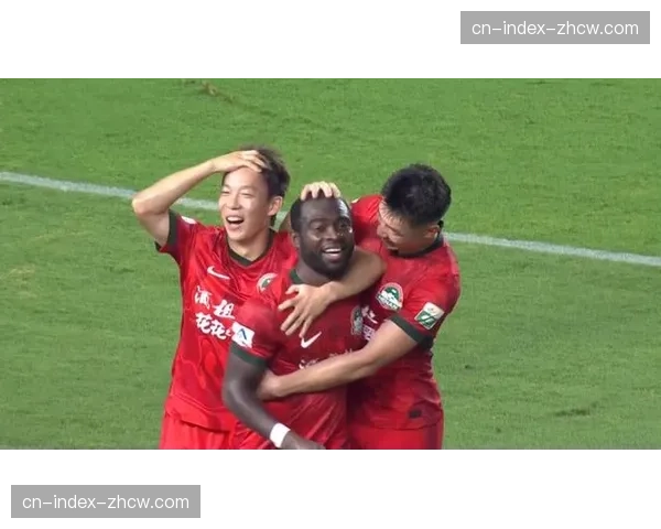 阿奇姆彭爆冷击败海港头号功臣 左路突破牵制防线